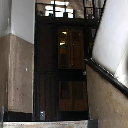 Coolhouse At Colosseo * Rzym